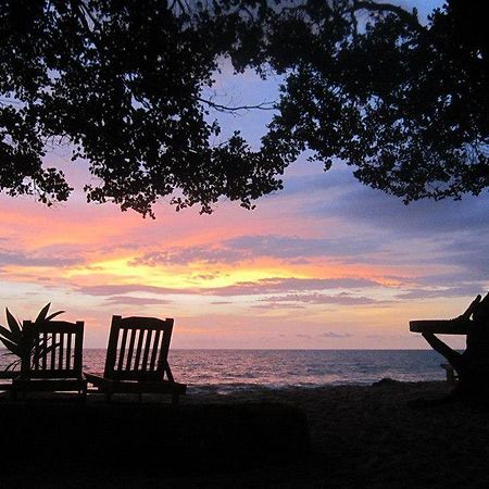 Pongara Lodge Libreville Eksteriør billede